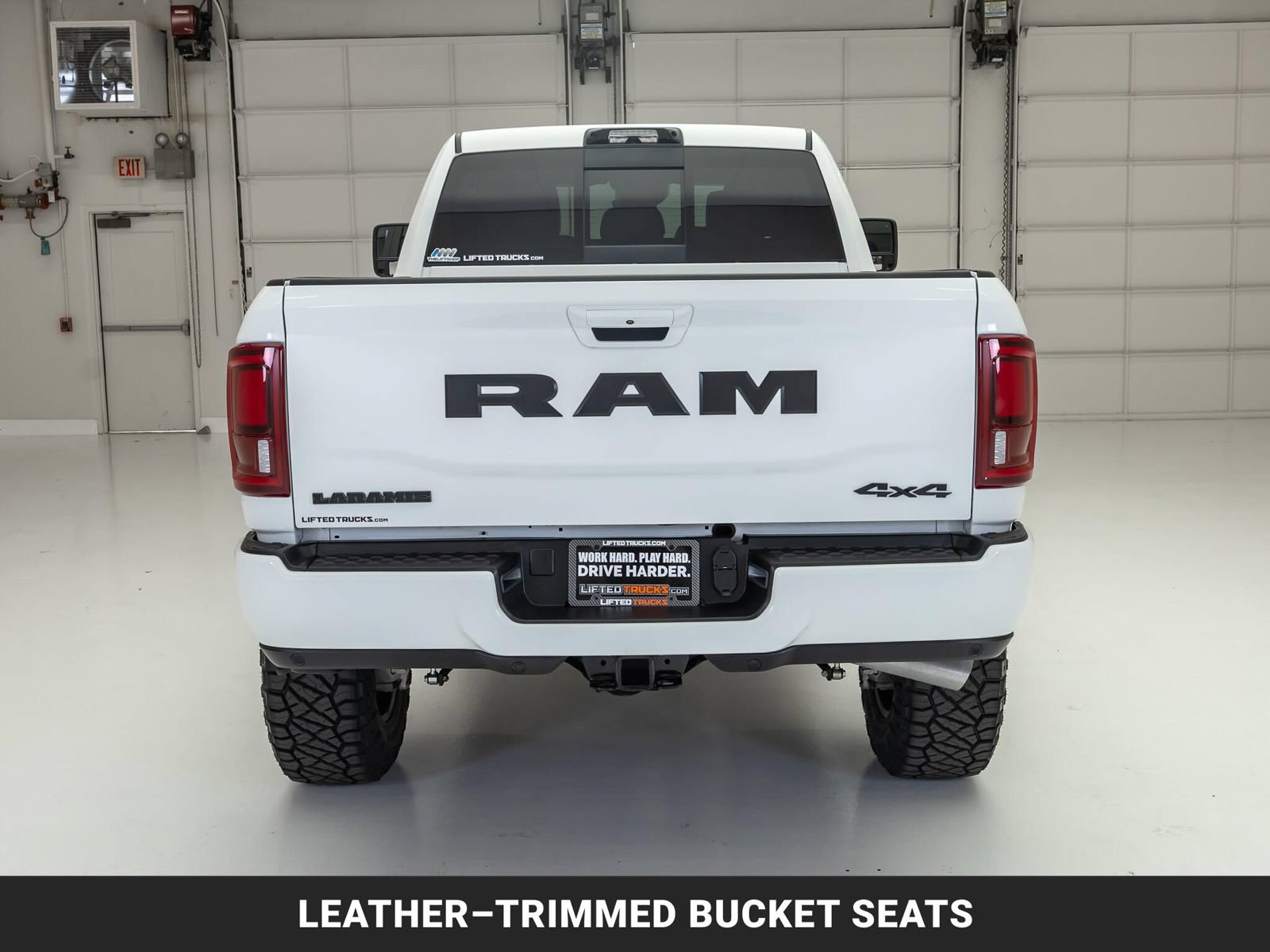 Used 2025 RAM 2500 Laramie w/ Night Edition AWD/4WD image 8