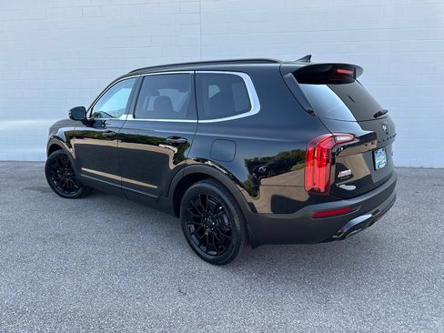 Used 2021 Kia Telluride SX AWD/4WD image 3