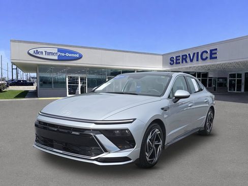 Certified 2025 Hyundai Sonata SEL FWD image 4