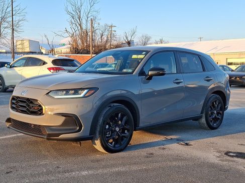 Certified 2024 Honda HR-V Sport image 3