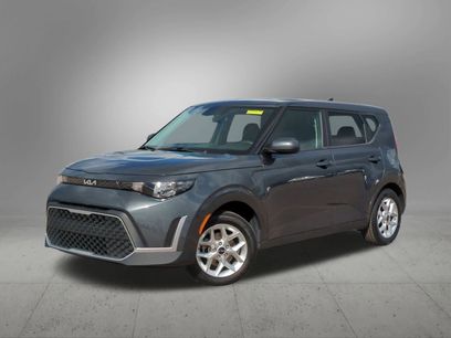 Used 2023 Kia Soul LX w/ Option Group 015