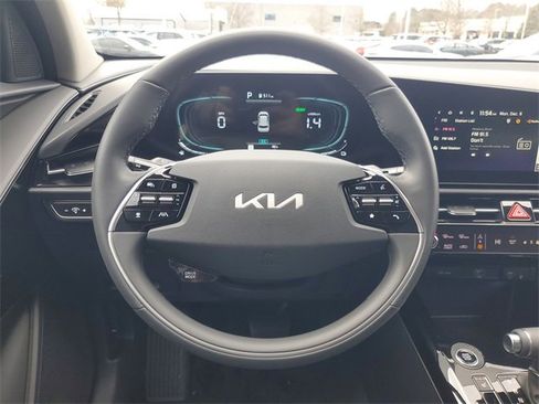 New 2026 Kia Niro EX image 11