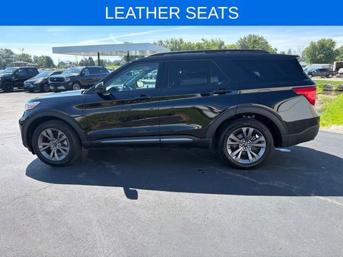Certified 2023 Ford Explorer XLT w/ Equipment Group 202A AWD/4WD image 7