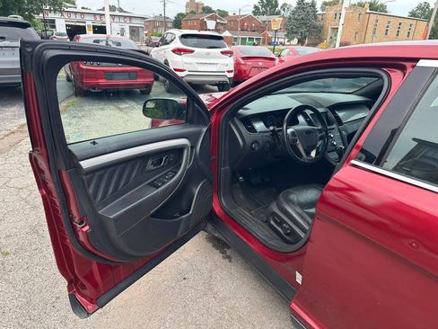 Used 2014 Ford Taurus SEL w/ Equipment Group 201A FWD image 9
