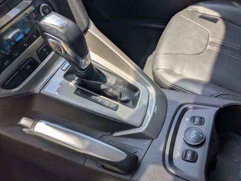 Used 2012 Ford Focus SEL FWD image 25