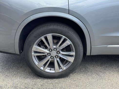 Used 2023 Cadillac XT6 Premium Luxury image 6