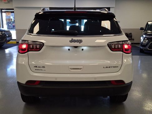 Certified 2025 Jeep Compass Limited AWD/4WD image 5