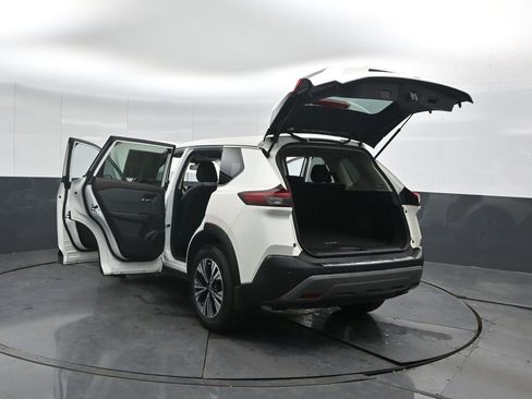 Used 2023 Nissan Rogue SV image 51