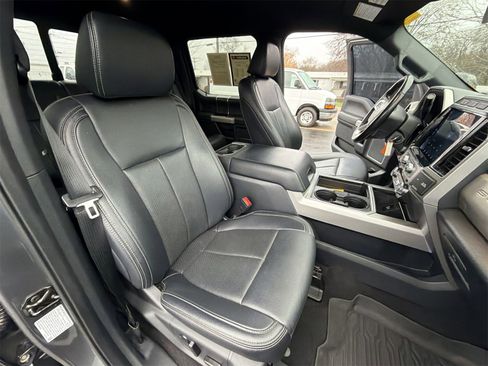 Used 2022 Ford F250 Lariat w/ Tremor Off-Road Package image 25