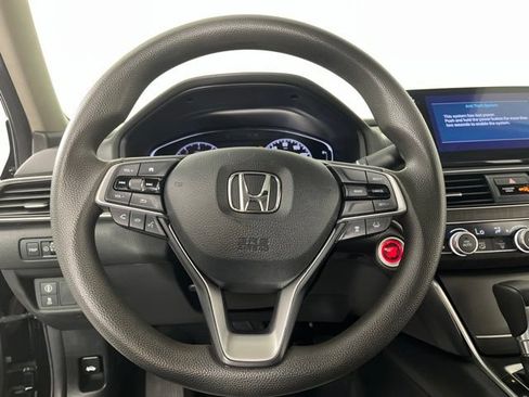 Used 2019 Honda Accord EX image 22