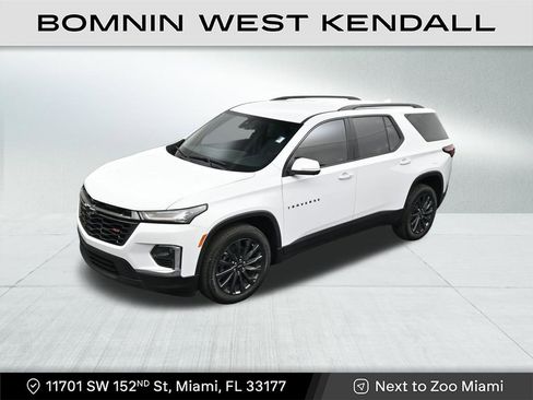 Used 2023 Chevrolet Traverse RS image 12