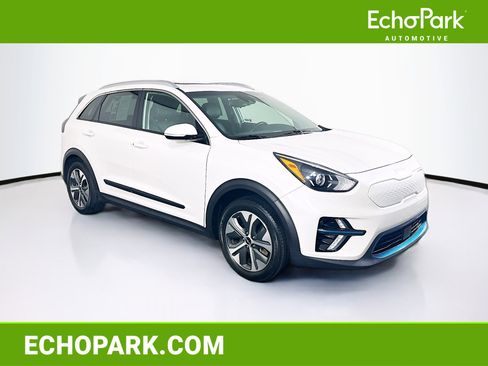 Used 2022 Kia Niro EX image 1