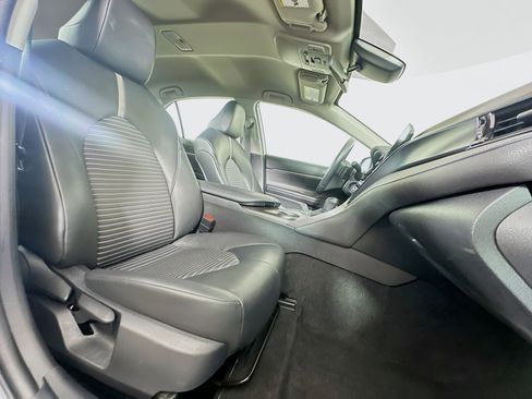 Used 2023 Toyota Camry SE image 28