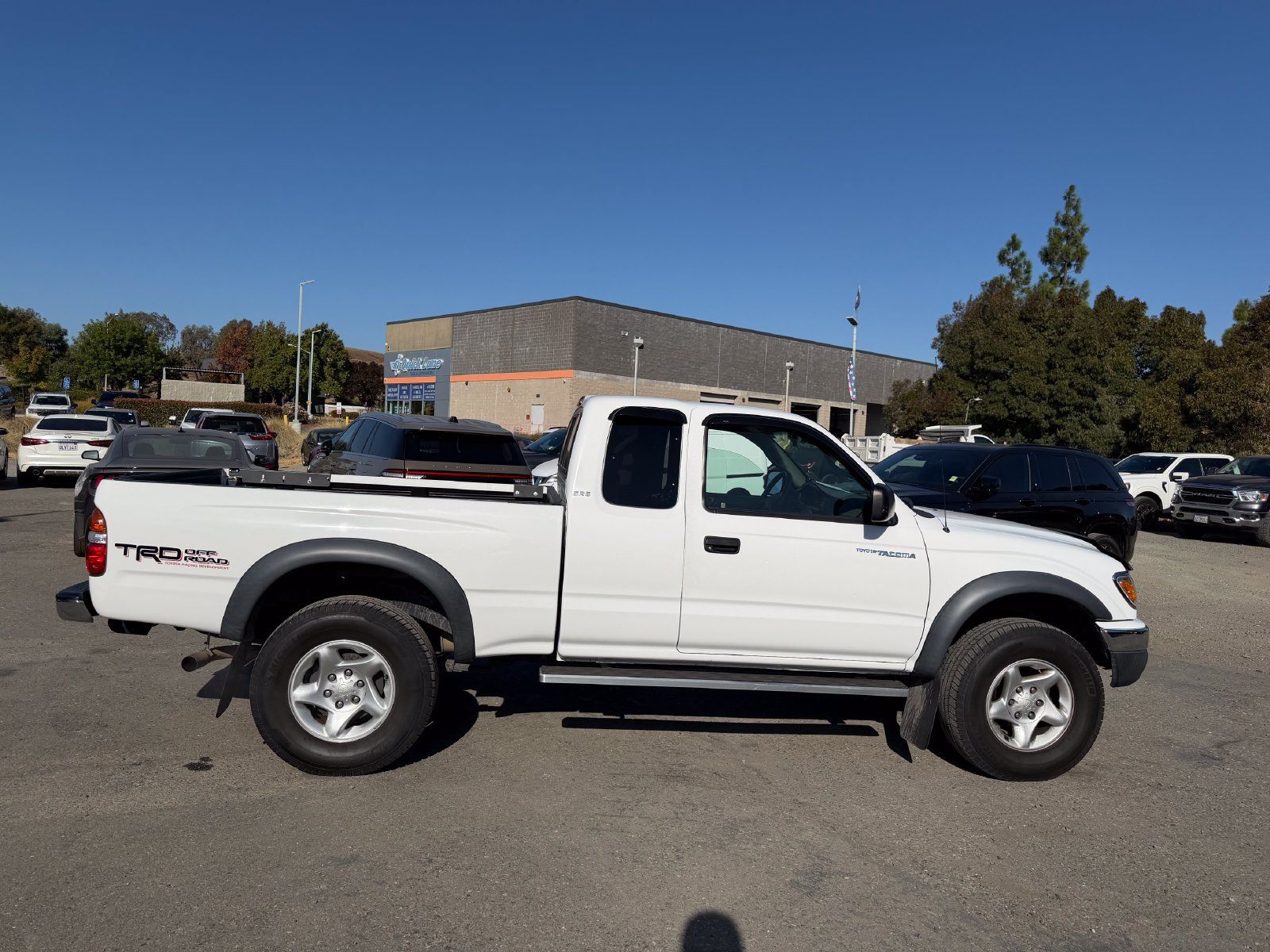 Used 2004 Toyota Tacoma PreRunner RWD image 6