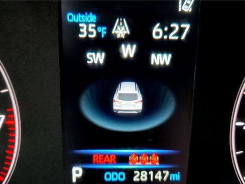 Certified 2024 Toyota Corolla Cross L image 38