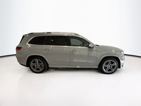 Used 2024 Mercedes-Benz GLS 450 4MATIC image 8