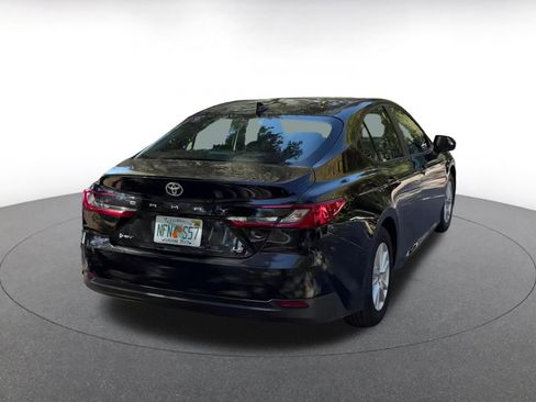 Used 2025 Toyota Camry LE image 14