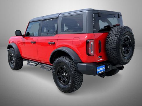 Used 2024 Ford Bronco Wildtrak image 7