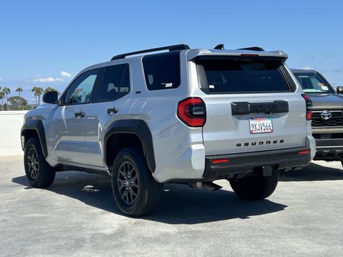 Certified 2026 Toyota 4Runner SR5 AWD/4WD image 5