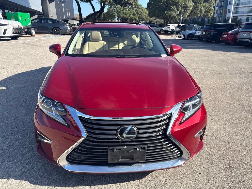 Used 2016 Lexus ES 350 w/ Luxury Package w/Wood Trim FWD image 8