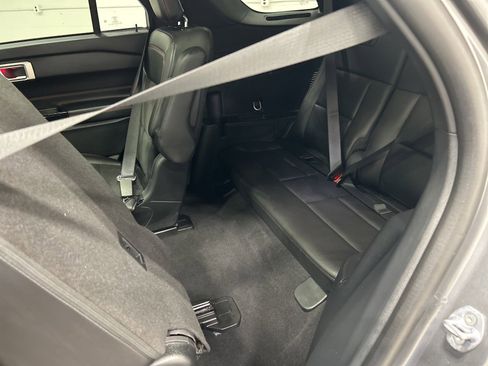 Used 2023 Ford Explorer ST-Line w/ Class IV Trailer Tow Package image 24