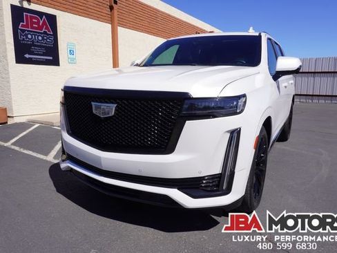 Used 2021 Cadillac Escalade Sport Platinum w/ LPO, ONYX Package image 38