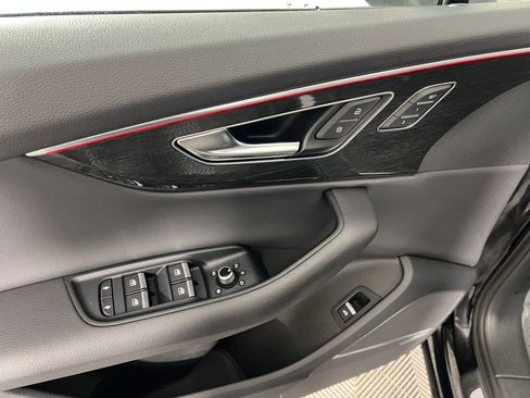 Used 2020 Audi Q7 3.0T Premium Plus image 18