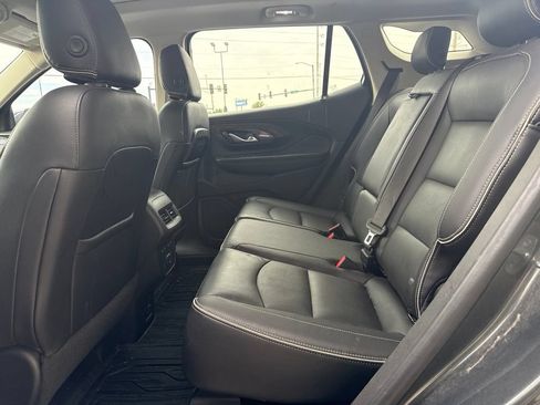 Used 2020 GMC Terrain Denali w/ Denali Premium Package AWD/4WD image 11
