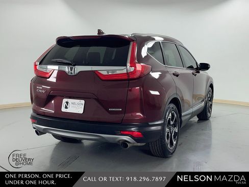 Used 2018 Honda CR-V Touring image 6