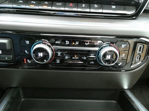 Certified 2023 GMC Sierra 1500 SLT w/ SLT Premium Plus Package image 27