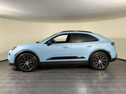Certified 2025 Porsche Macan Electric RWD image 2