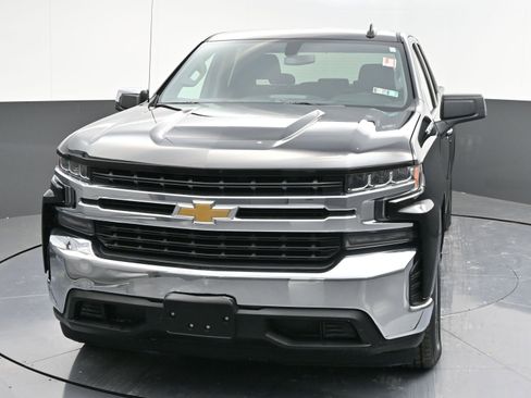 Certified 2019 Chevrolet Silverado 1500 LT w/ Remote Start Package image 3