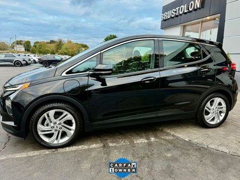 Used 2023 Chevrolet Bolt LT image 8