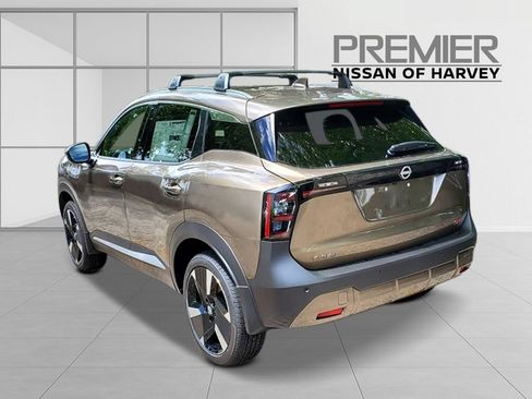 Used 2026 Nissan Kicks SR FWD image 4