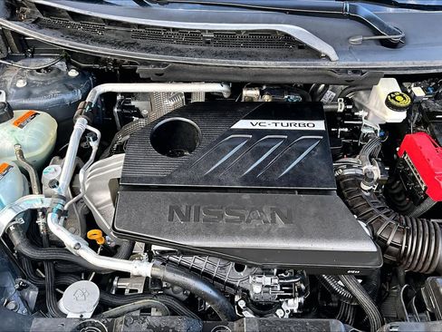 Certified 2024 Nissan Rogue SV image 32