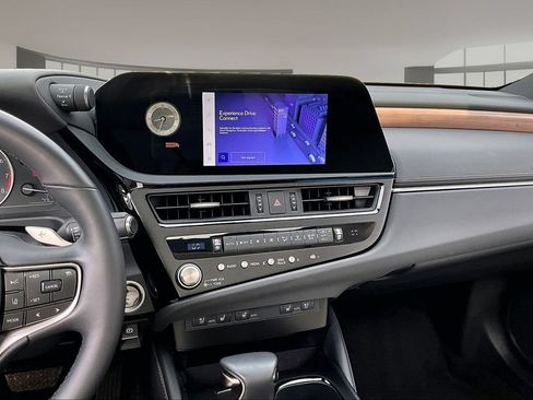 Used 2025 Lexus ES 350 w/ Premium Package FWD image 6