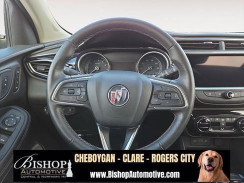 Used 2021 Buick Encore GX Essence image 21