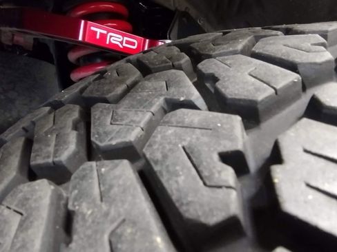 Used 2022 Toyota Tacoma TRD Pro AWD/4WD image 6