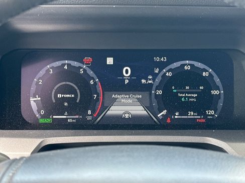 Certified 2025 Toyota 4Runner TRD Off-Road image 24