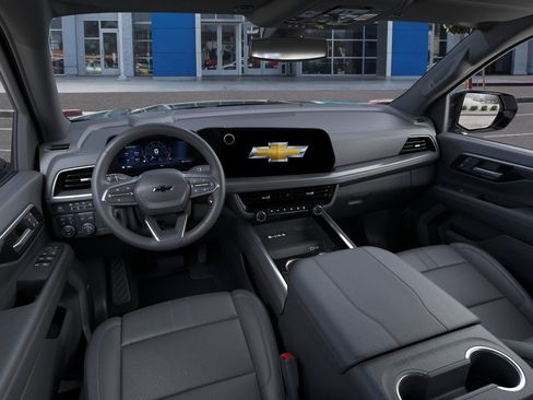 New 2026 Chevrolet Suburban RST w/ Comfort Package AWD/4WD image 16