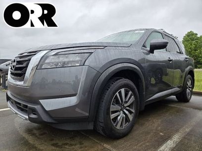 Certified 2025 Nissan Pathfinder SL