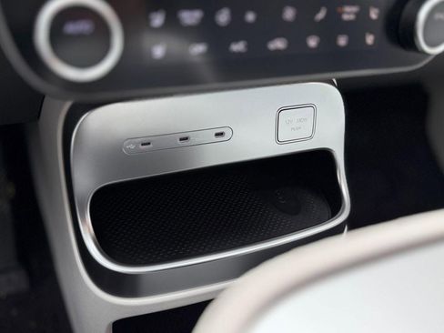 New 2026 Hyundai Ioniq 9 SEL image 22