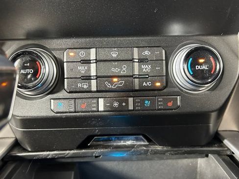 Used 2019 Ford F150 Platinum w/ Technology Package AWD/4WD image 34