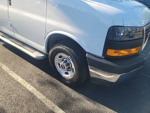 Used 2024 GMC Savana 2500 w/ Driver Convenience Package image 22