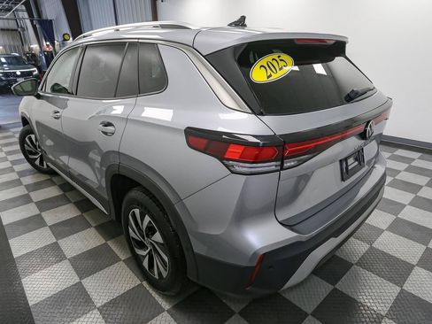 Used 2025 Volkswagen Tiguan S AWD/4WD image 10