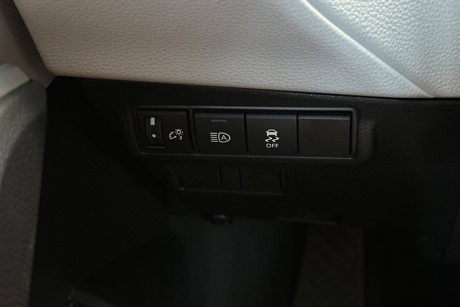 New 2026 Toyota Corolla Cross L FWD image 29