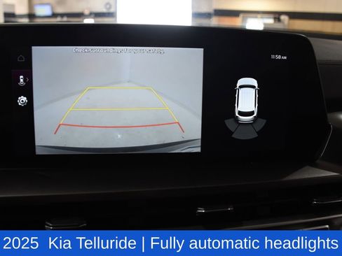 Used 2025 Kia Telluride S image 18