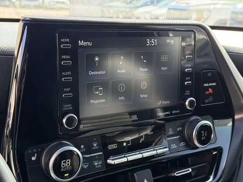 Used 2021 Toyota Highlander XSE FWD image 41