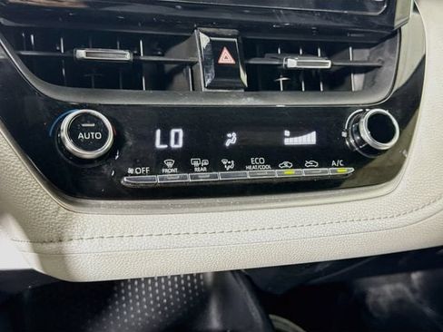 Used 2020 Toyota Corolla SE w/ Carpet Mat Package (TMS) FWD image 15