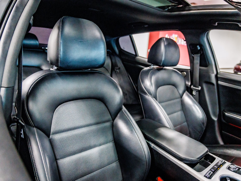 Used 2021 Kia Stinger GT2 w/ Paint Protection Package RWD image 34